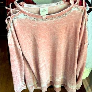 Knox Rose Cold Shoulder